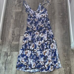 O'Neill Blue and White Floral Midi Dress